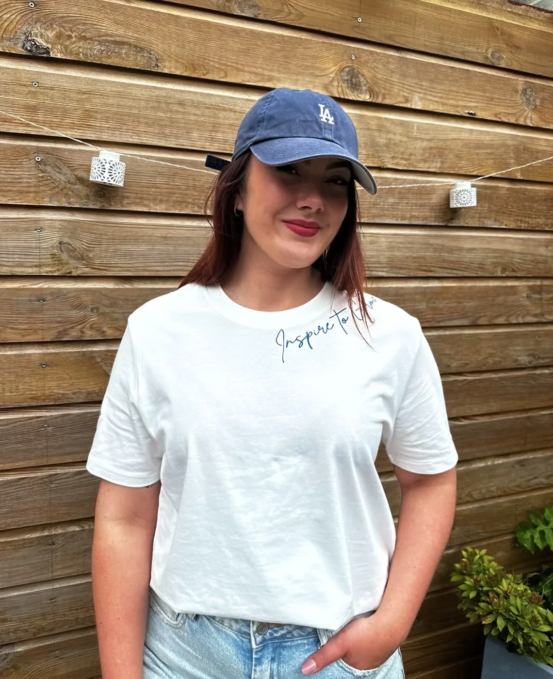 GrowTees Brand Image - Stijlvolle en duurzame T-shirts, ontworpen voor een milieubewuste en trendy lifestyle.